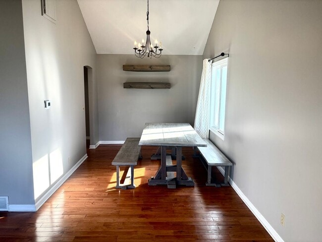 Building Photo - 1823 S 155th Ave