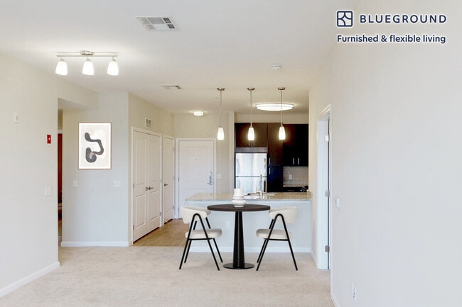 Foto del edificio - 1000 Bay Dr