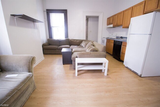 Building Photo - 4 br, 1 bath House - (Oakland)(AUGUST 2023...