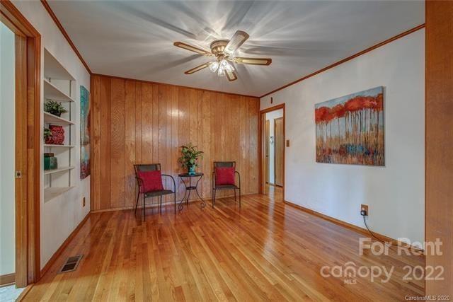 Foto del edificio - 1714 Fairfield Dr