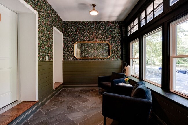 Photo - 513 Cobbs Creek Pkwy Apartment
