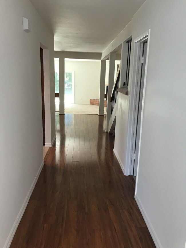 Foto del edificio - 3127 Via de Caballo