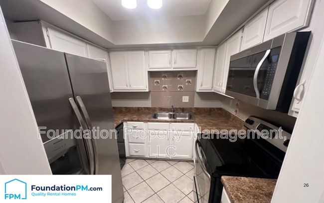 Building Photo - 3356 Coachouse Cove