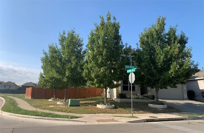 Building Photo - 7216 Vail Ridge St