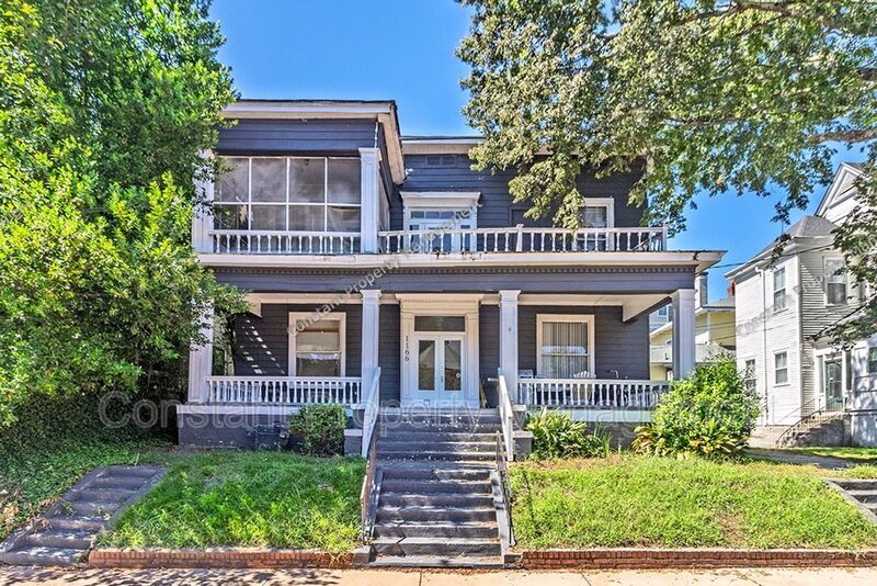Foto principal - 1166 Bond St