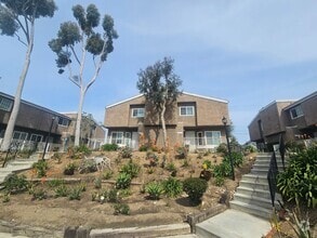 Building Photo - 1567 W Jefferson Blvd