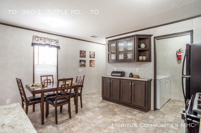 Building Photo - LEASE A LIFESTYLE MAKEOVER! (616) 597-3119