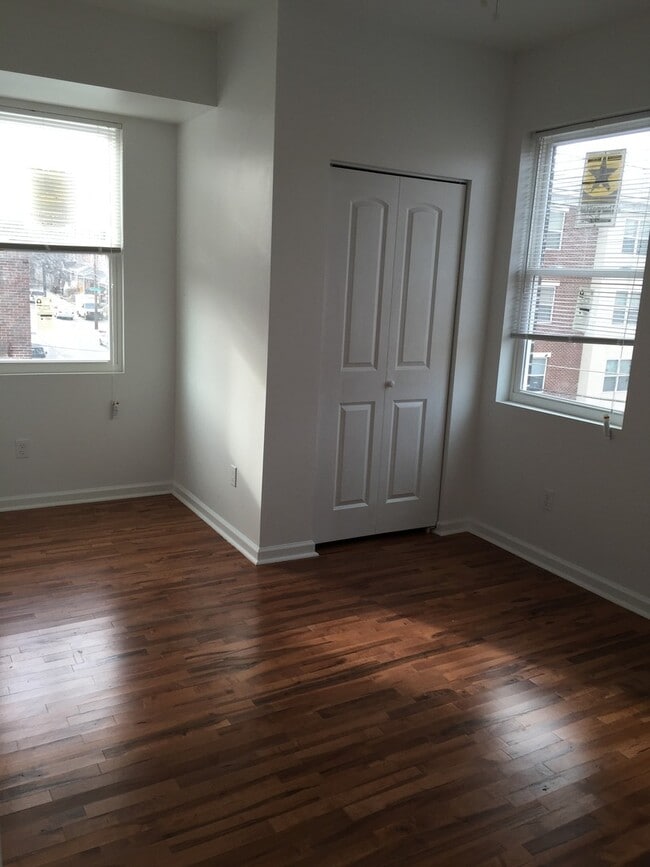 Foto del edificio - 601 N 39th St