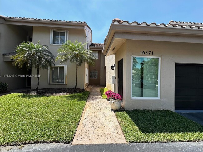Building Photo - 16369 Malibu Dr