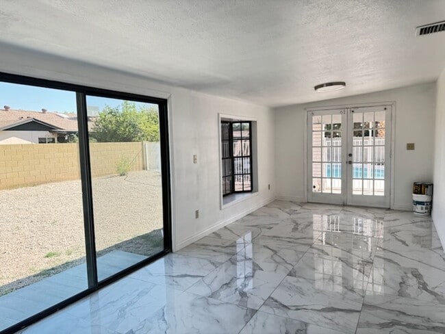Building Photo - Dobson Ranch 4 bedroom rental