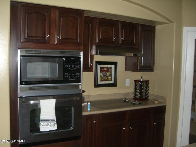Building Photo - 2610 E Leiber Ln