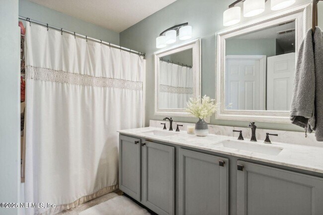 Foto del edificio - 11546 Twin Oaks Trail