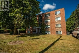 Building Photo - 2161 Ghent Ave