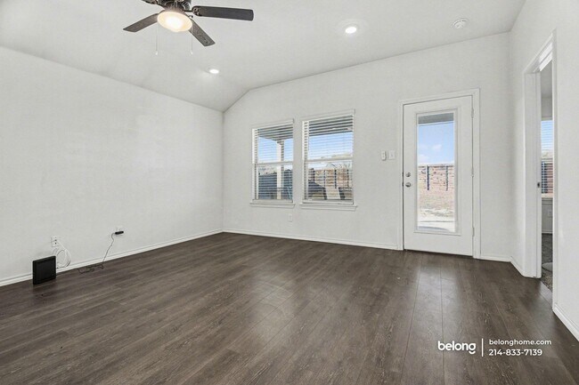 Building Photo - 815 Ranahan Ln