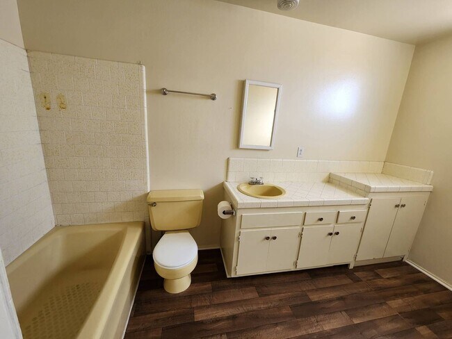 Foto del edificio - Cute 1 Bedroom 1 Bathroom Duplex