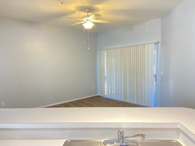 Foto del edificio - 494 N Pin Oak Pl