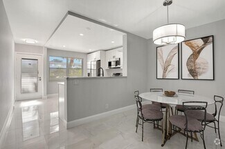 Building Photo - 2202 Lucaya Bend