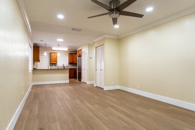 Building Photo - 10911 NW 45th St