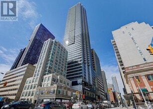 Building Photo - 395-4395 Bloor St E