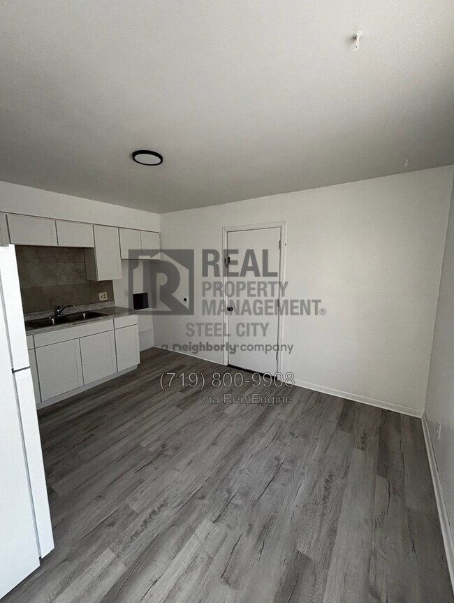 Foto del edificio - 1611 W 20th St
