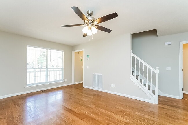 Building Photo - 115 Springfield Dr