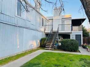Building Photo - 8947 Rancho Grande Ct