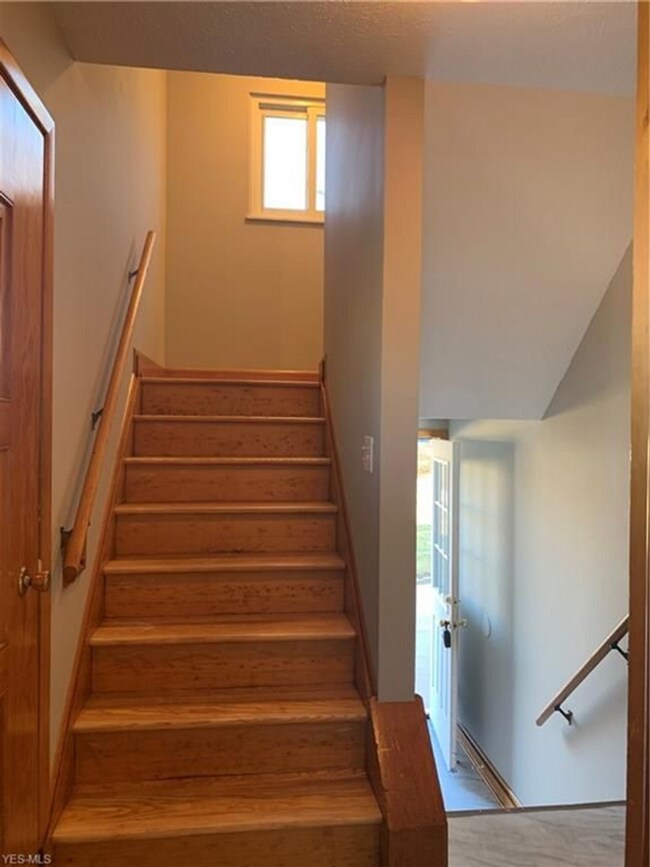 Foto del edificio - 6311 Theota Ave