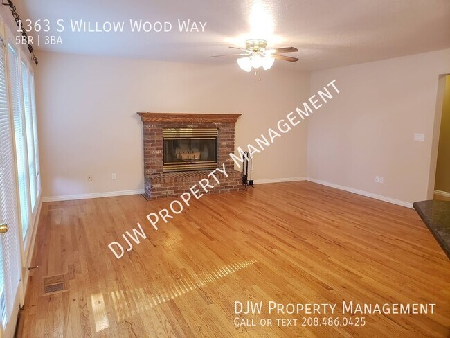 Foto del edificio - Access to Community Pool and Tennis Courts!