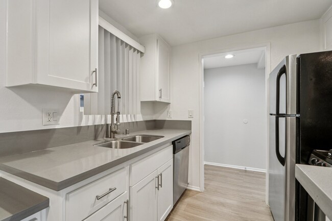 Foto del interior - 110 South Sweetzer Ave
