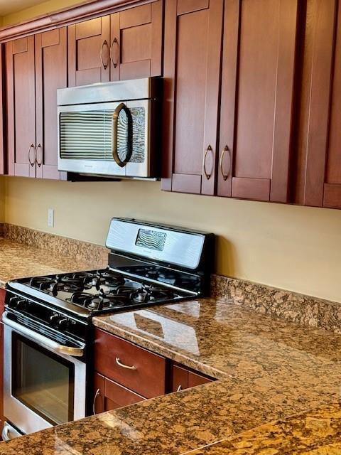 Foto del edificio - 660 Cottage St.