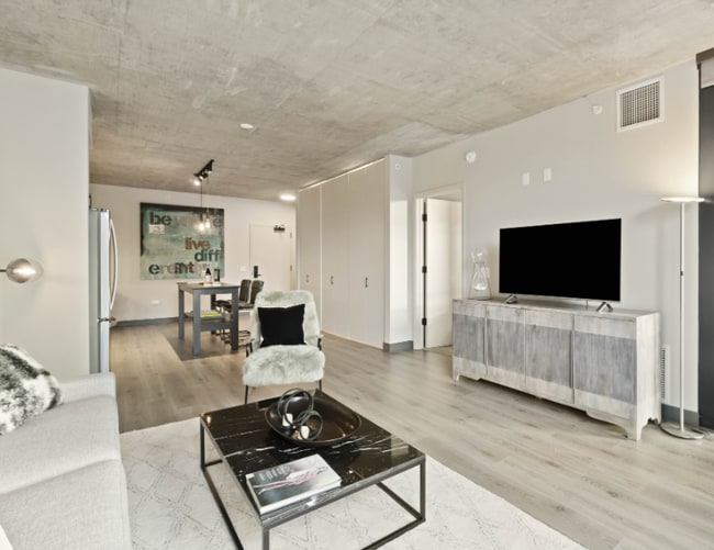 Photo - 192 N Ada St Apartment