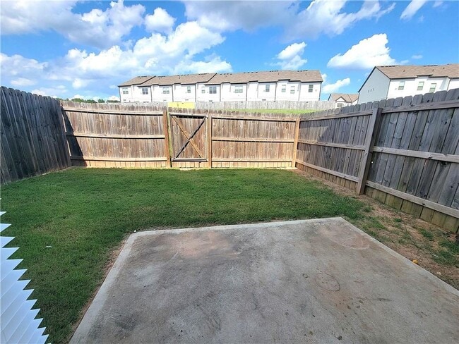 Foto del edificio - 116 Auburn Gate Ln