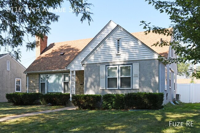 Foto del edificio - 6116 11th Ave S