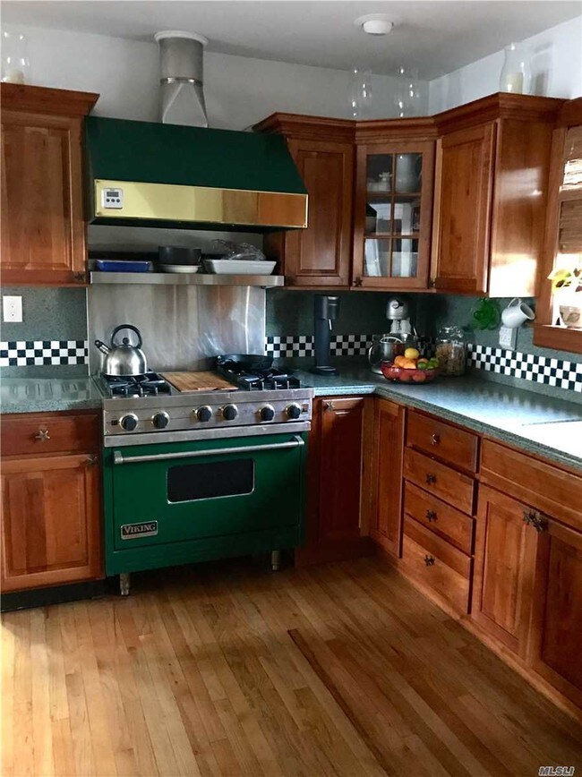 Building Photo - 417 Southside Ave