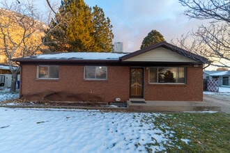 Building Photo - 1823 E 21st St