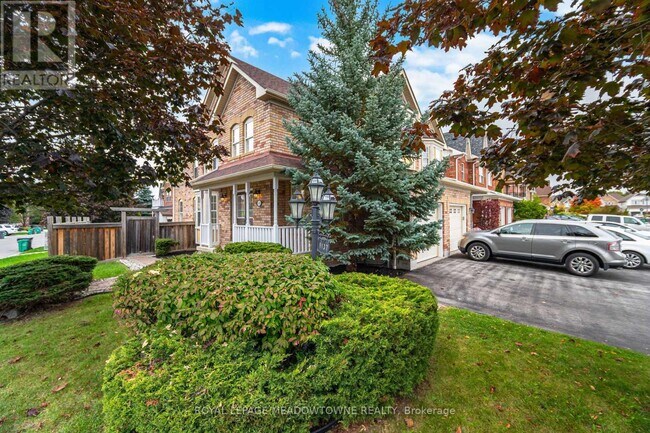 Photo du bâtiment - 1137 Meadowgrove Ct