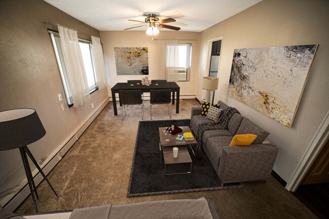 Interior Photo - AVID Uptown