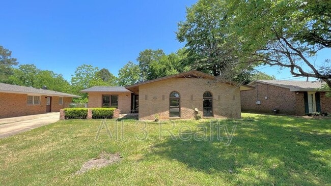 Building Photo - 418 Stroll Dr