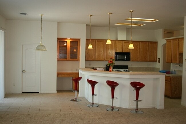 Foto del edificio - 11917 Roaring River Ave