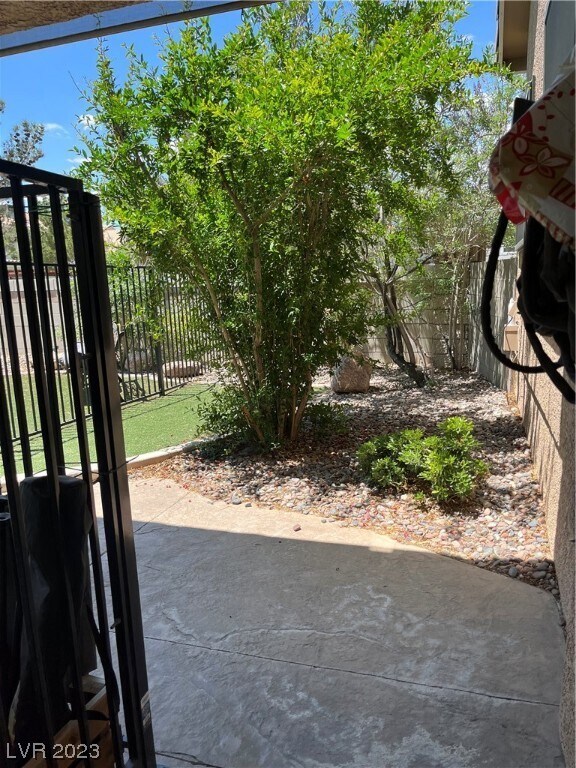 8237 W Deer Springs Way, Las Vegas, NV 89149 House for Rent in Las