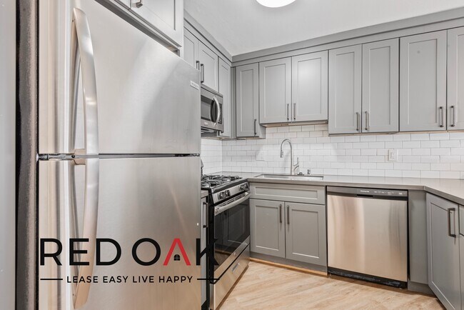 Building Photo - 310 S Kenmore-302