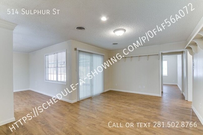 Building Photo - 514 Sulphur St