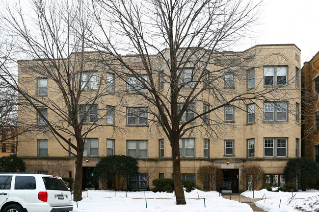 Building Photo - 7400 N Seeley Ave