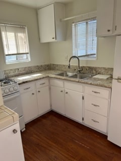 Building Photo - 5141 Cartwright Ave