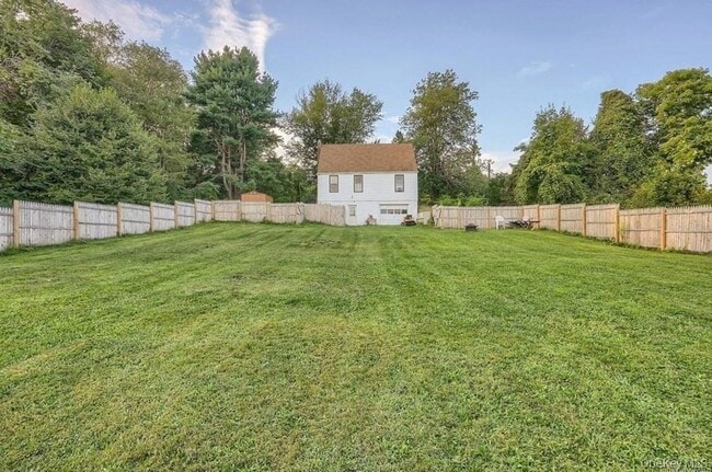 Foto del edificio - 71 Greycourt Rd