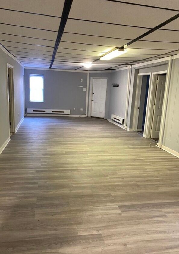 Building Photo - 3326 W 3rd St