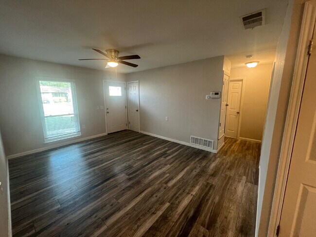 Foto del edificio - 4606 Avenida Prima St