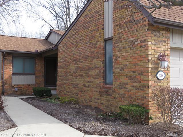 Foto del edificio - 4588 Laurel Club Cir