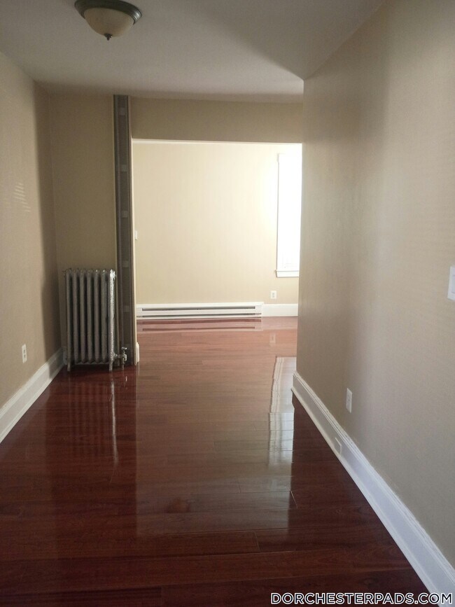 Building Photo - 30 Wenonah St