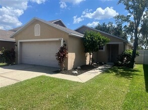 Building Photo - 8529 Deer Chase Dr